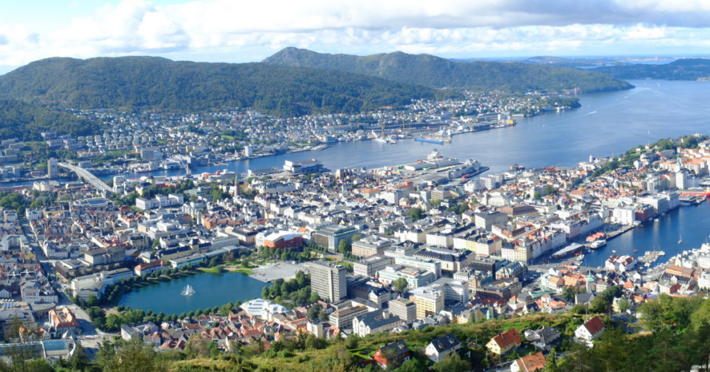 The current image has no alternative text. The file name is: bergen.png